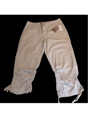 Size 6 Tribella Beige Sport Capri Cropped Pants NWT Sporty Look Resort Wear